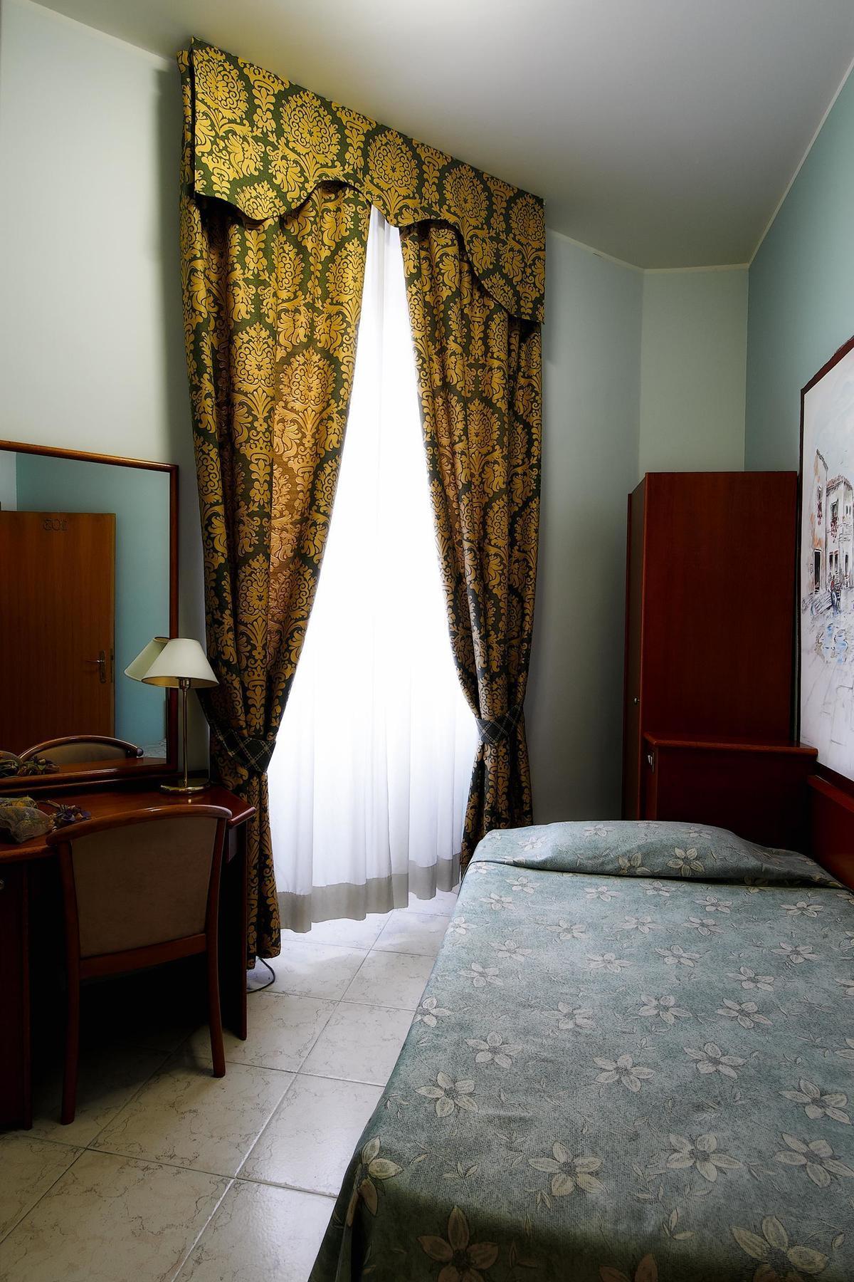 Nazional Rooms Rome Extérieur photo